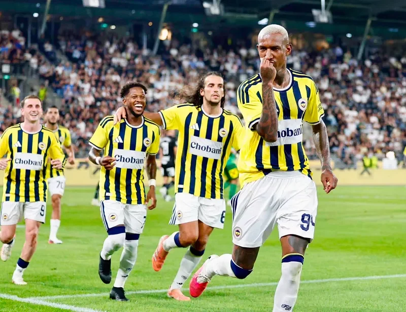 Lực lượng Fenerbahce vs Lyon khá đồng đều